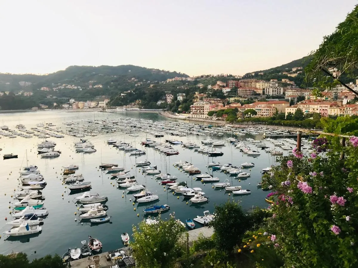 Hotel Approdo 36 La Spezia 2*,